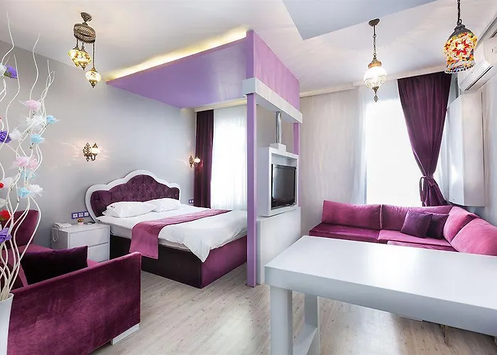 Hotel Taksim 3*